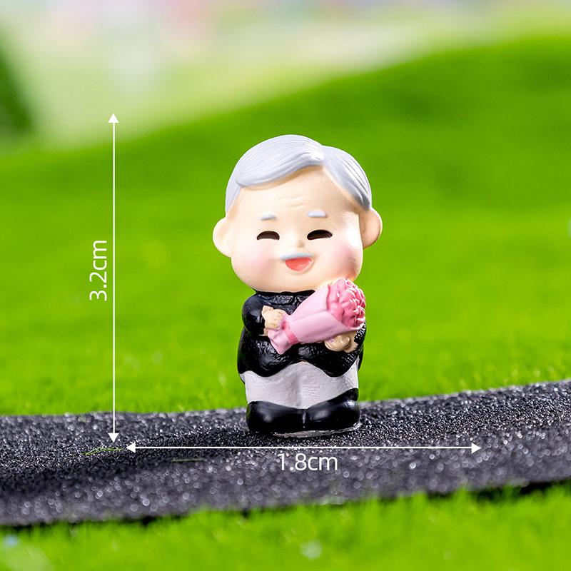 Mini Proposal Grandpa Grandma Figurines Landscape Decoration Car Dashboard Home Ornaments Gift