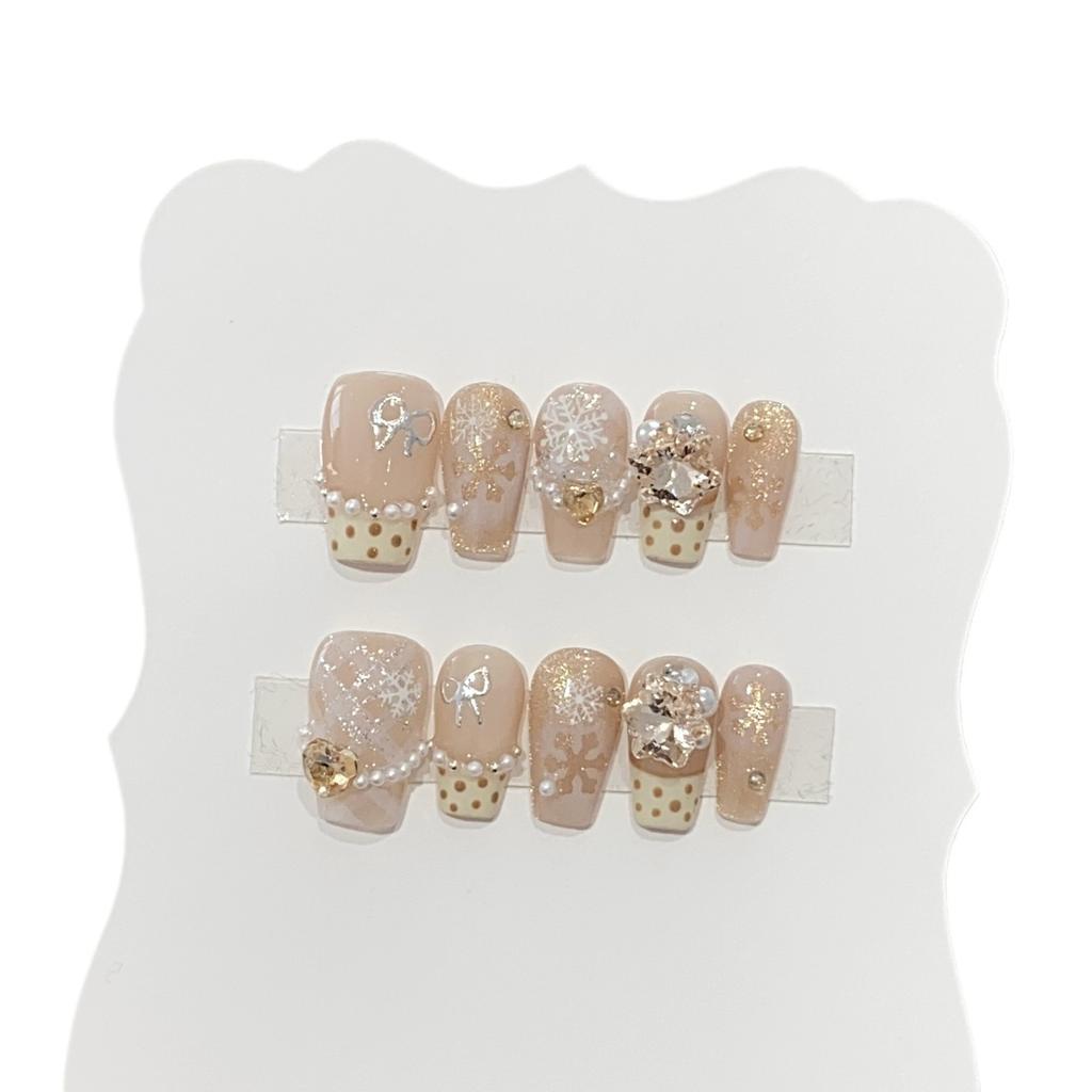 Handmade Atmosphere Cream French Hollow Snowflake Grid Snowflake Diamond Cinderella Nails