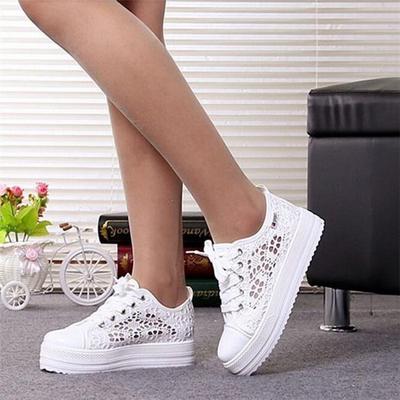 Fashion Round-toe Canvas Hollow Floral Lace Platform Shoes Women Breathable Sneakers
