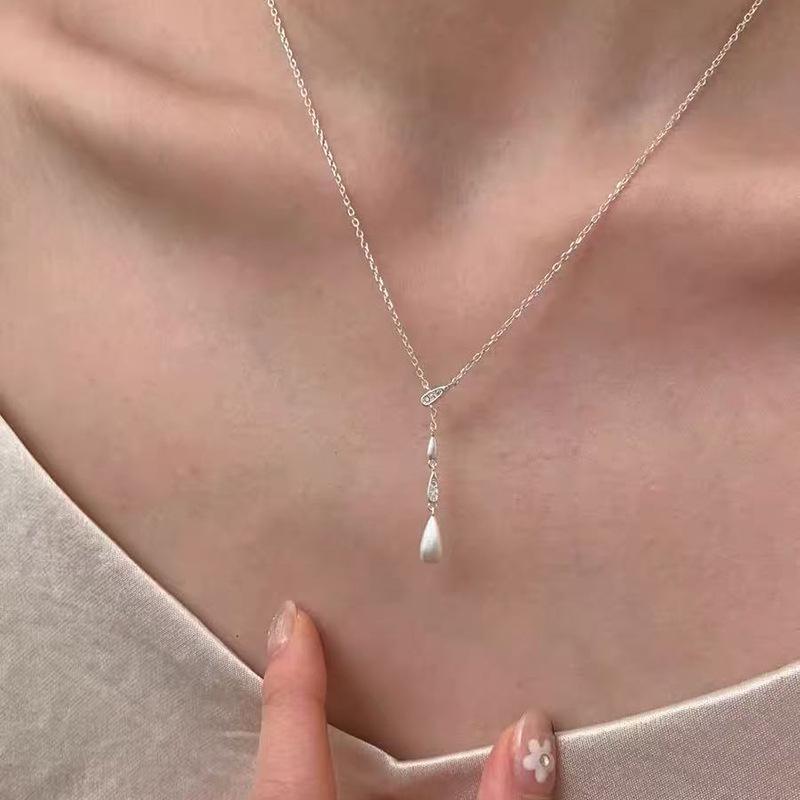 Elegante Damen S925 Sterlingsilber Perlenanhänger Halskette - Leichte Luxus Schlüsselbeinkette