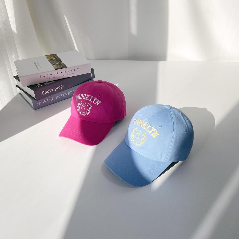 Unisex Basic Daily Baseball Cap Brooklyn Laurel Ball Cap