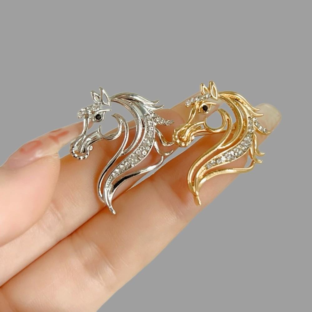 Horse Year Zodiac Horse Head Brooch Chinese New Year Metal Pony Badge Pin Zodiac Animal Pins Gift