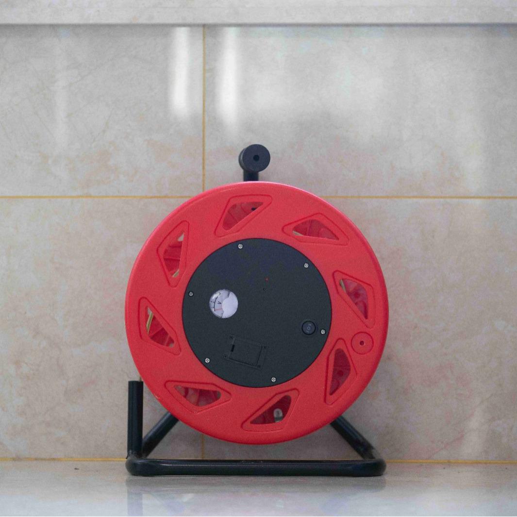 

Portable Retractable Steel Tape Water Level Meter for Depth Monitoring - 30m, 50m, 500m Options