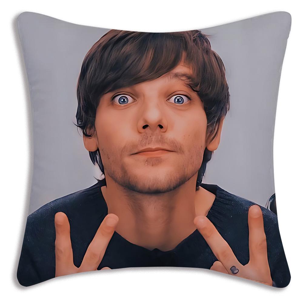 L-Louis Hot Singer T-Tomlinsons Pillow Covers Cartoon Sofa Decorative Home Double-Sided Printing Short Plush Cute Cushion Cover