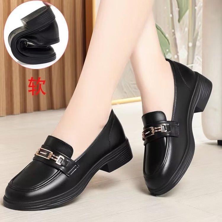 Popular Comfortable British Women's Shoes 2025 Autumn One-pedal Soft-soled Single Shoes Leather Shoes Women's New Soft Leather Loafers Women's