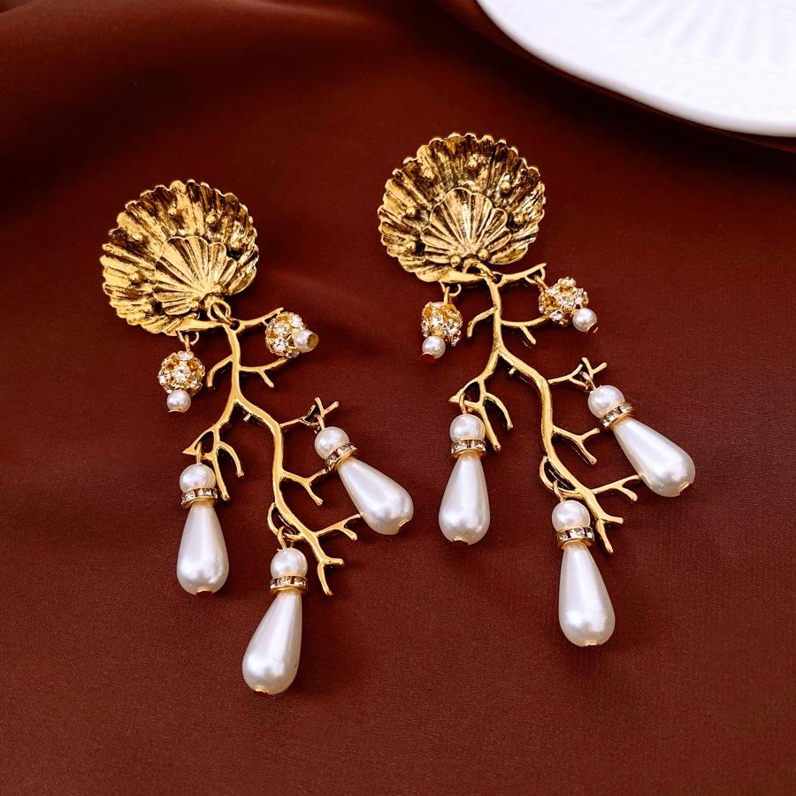 Silver Needle Diamond Pearl Water Drop Earrings Vintage Court Style Stud Earrings Niche Premium Earrings