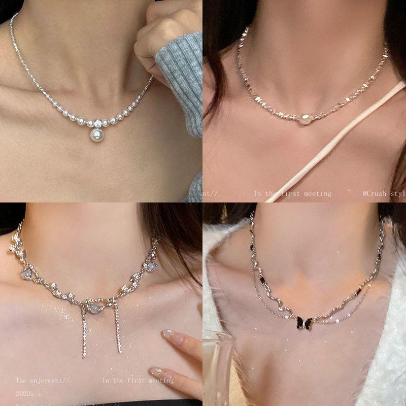 Elegant Sølvperle Liten Diamant Choker Halskjede - High-End Temperament Design