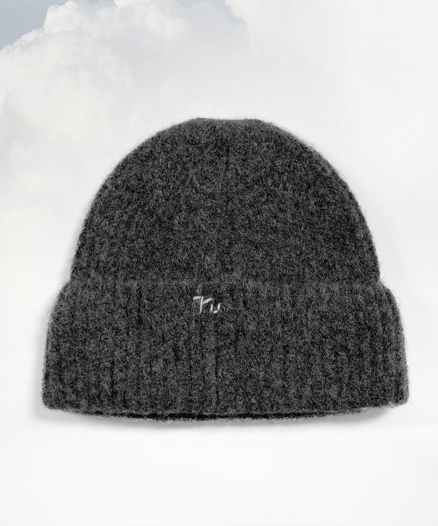 RUBATI Hand-Stitched Beanie_Charcoal