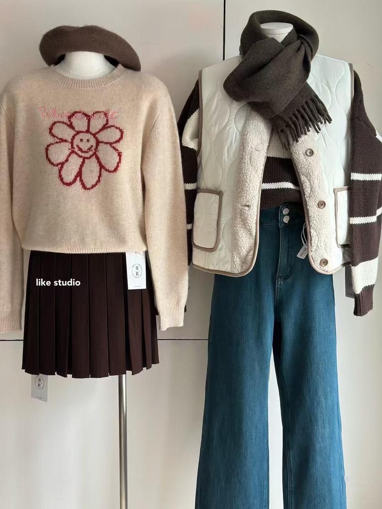 Korean Smiley Sunflower Knit Sweater - Cozy Winter Layer for Women