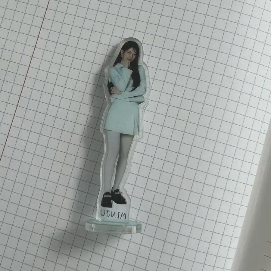 Eyelet Kim Minjoo Glitter Day Arcstar Acrylic Stand