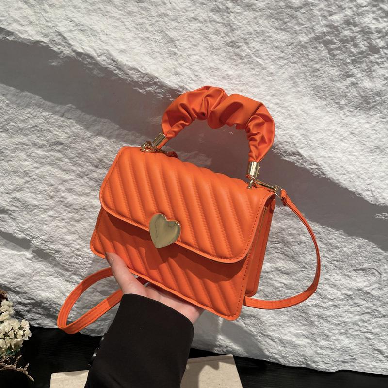 Delikatna plisowana torebka w stylu koreańskim: Wiosna 2024 Wszechstronna Mała Kwadratowa Torebka Matka-Dziecko