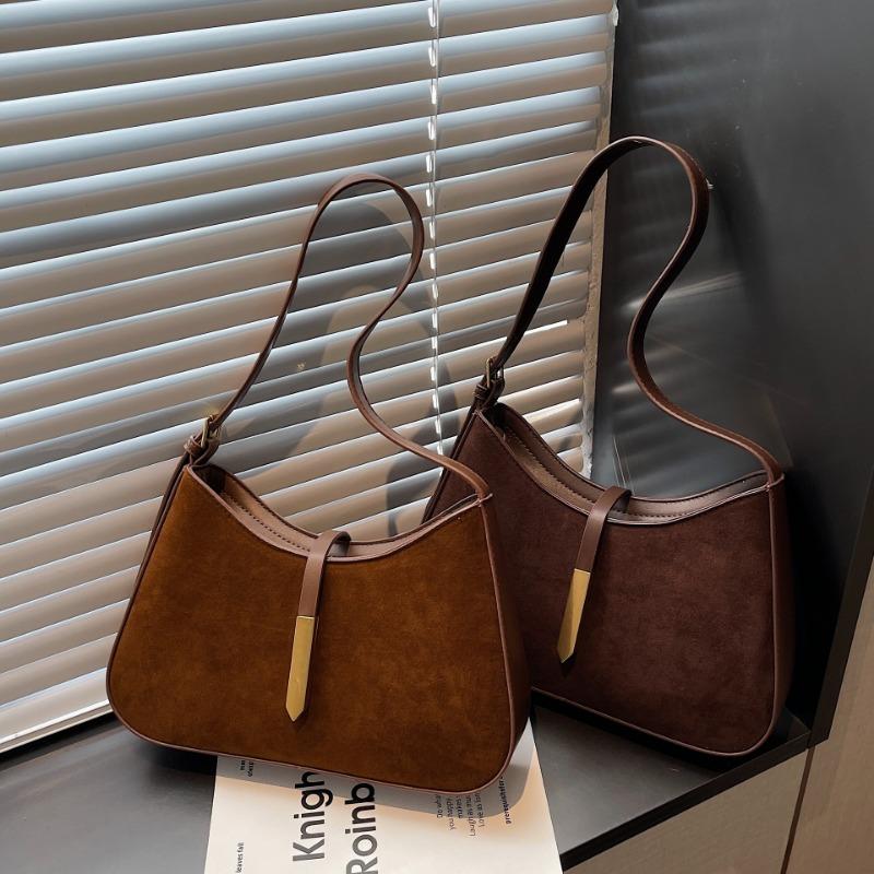 Simple and Versatile Commuter Single-shoulder Bag for Autumn and Winter, with A Unique and Stylish Underarm Bag