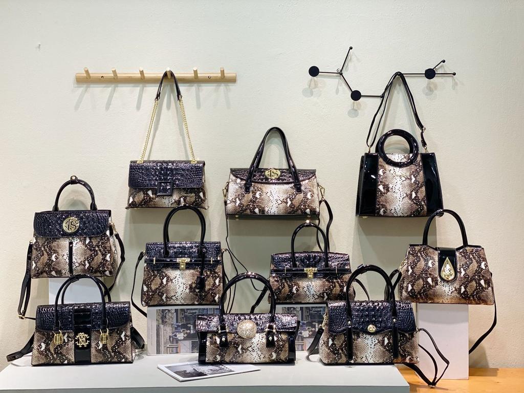 Handbag Women'S Bag Shoulder Bag Large Capacity Crossbody Snake Pattern Bag Underarm Bag