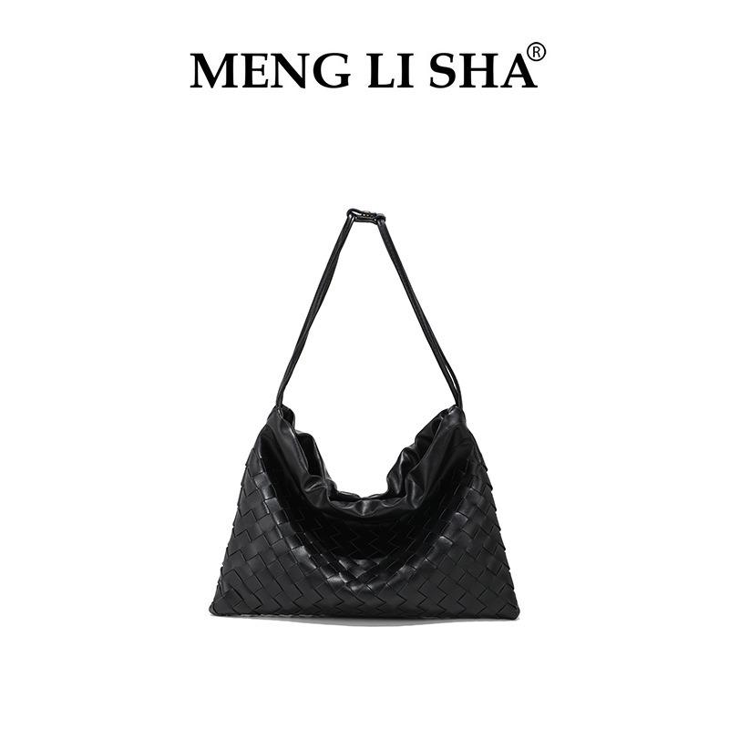 Premium sense single shoulder armpit woven pleated cloud bag women commuter versatile hand carry crossbody drawstring garbage bag