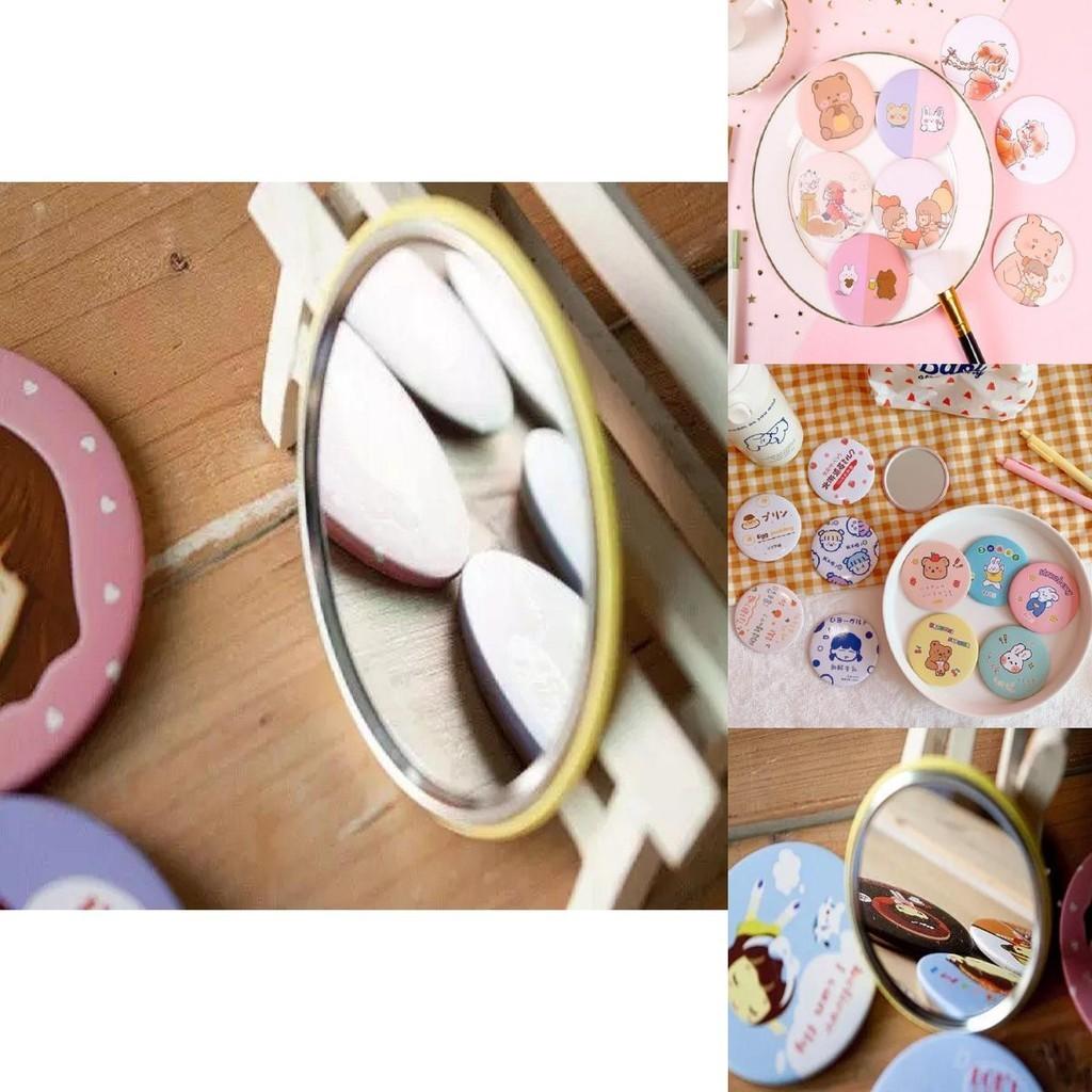 Fashionable Random Color Pocket Makeup Mirror For Girls