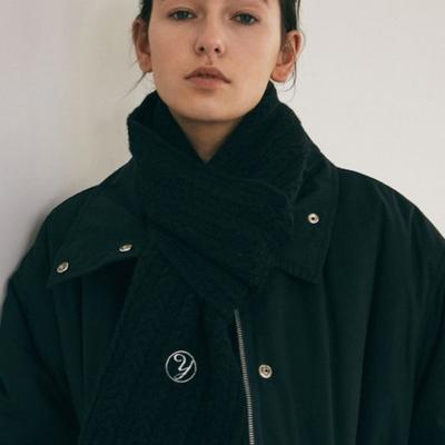 YAN13 MINIMAL TWIST MUFFLER_BLACK