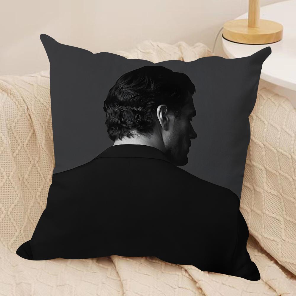 Super Star HHenry Cavill Cushion Cover Silky Short Plush Invisible Zipper Dustproof Sofa Pillow Case for Home Decor