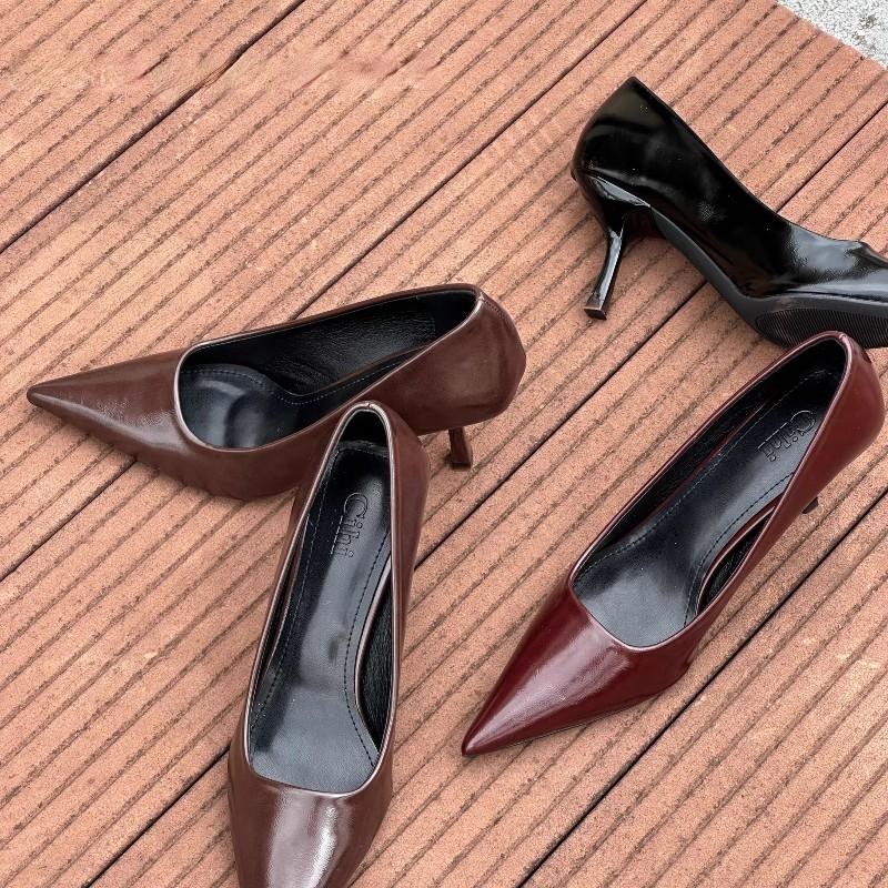 Neue Damen Sexy High Heels Burgunder Nude Pumps Stripper Stilettoabsätze Glänzendes Leder Hochzeit Braut Qualität Rote Schuhe