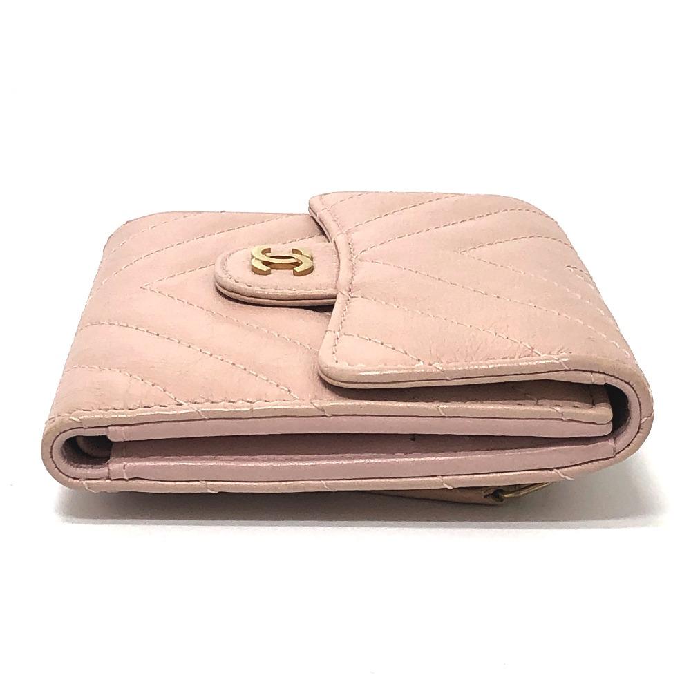 CHANEL V-Stitch Chevron CompactWallet Wallet Trifold wallet Lambskin Leather