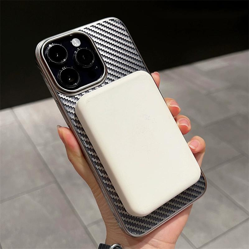 Luxury Plating Carbon Fiber Texture Wireless Charge Magnetic Case for iPhone 15 14 Plus 13 12 Pro Max Ultra Thin Magsafe Cover
