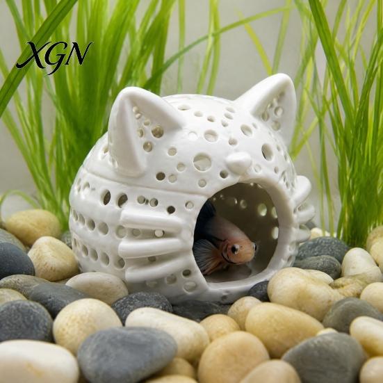 Fish Tank Hideout Aquarium Shrimp Cave, Cat Head with Suction Hiding Cave Cup, Decorative for Betta Tanks Accessories