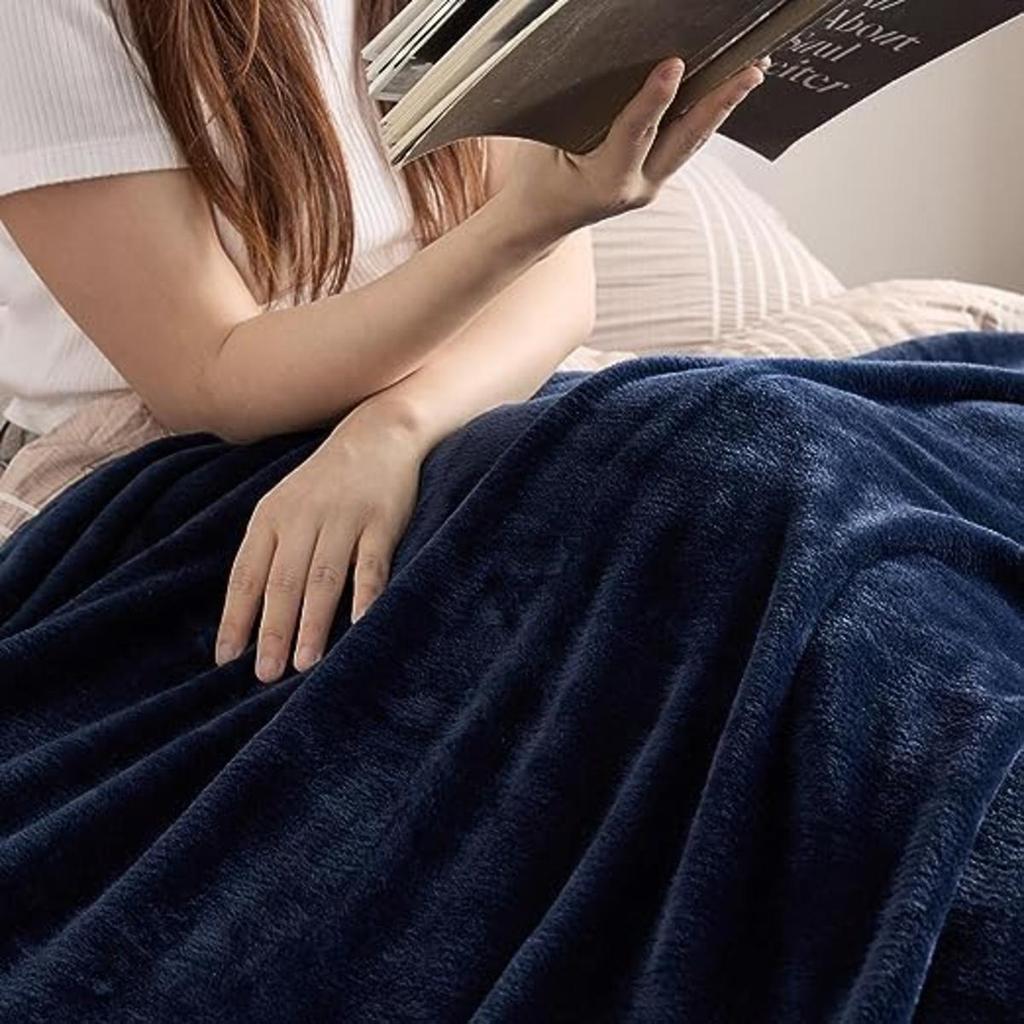 Super-Soft Mid Winter Fleece Double Blanket Cozy Heaven Deluxe Fleece Blanket Ultra-Soft Fluffy & Warm, 228.6 X228.6 CM
