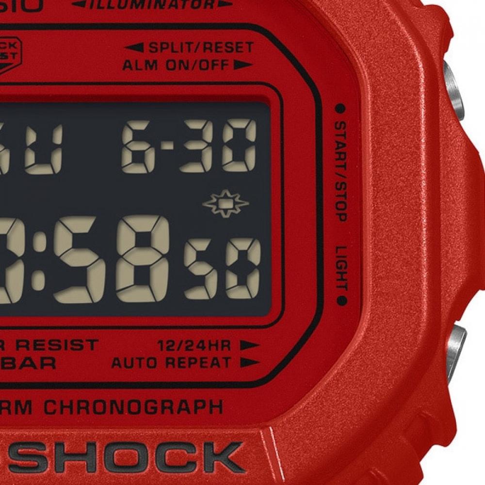 Casio G Shock  G Shock  Iconic Red Series Dw 5600rrb 4jf