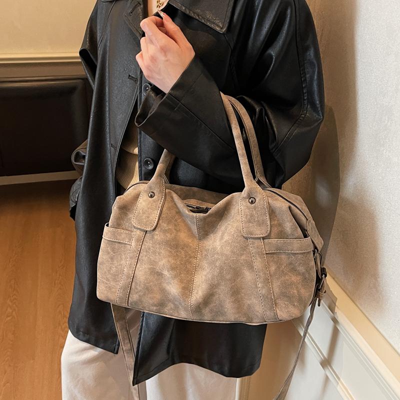 Vintage Faux Leather Duffel Bag Women's Fashion Shoulder Tote with Dual Handle and Practical Design