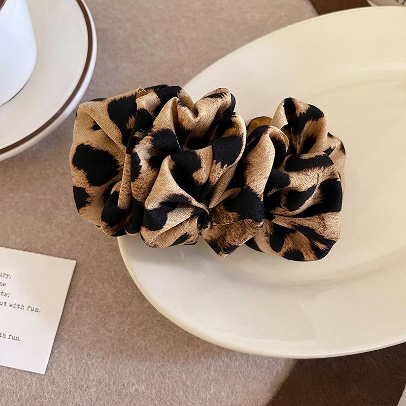 

French Retro Leopard Print Puff Cloud Ruffled Hair Clip for Women, Bananas Hair Clip for Updos Makes Hair Look Fuller
