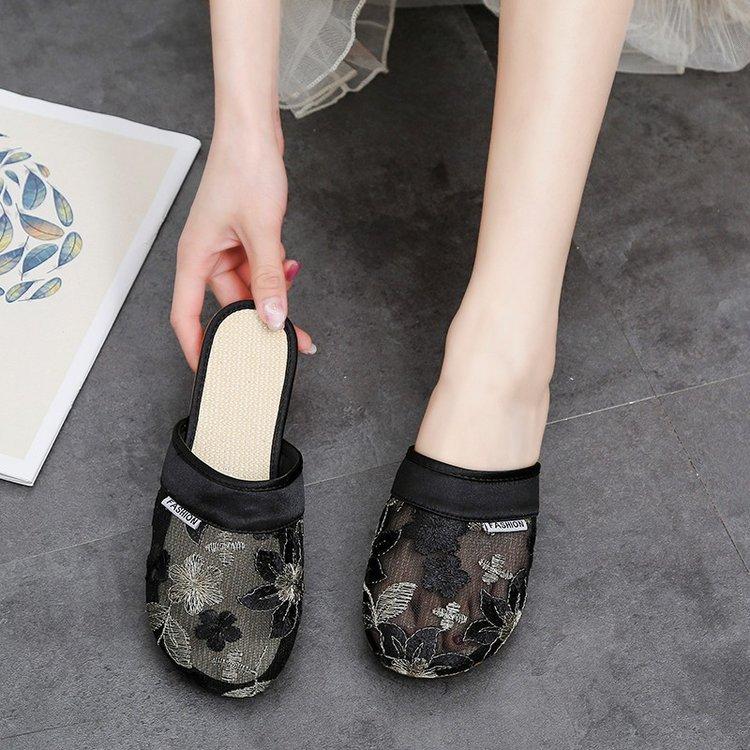 Fashion Women Summer Slippers Baotou Chinese Embroidery Flowers Sandals Ladies Casual Flip Flops National Indoor Outdoor Shoes