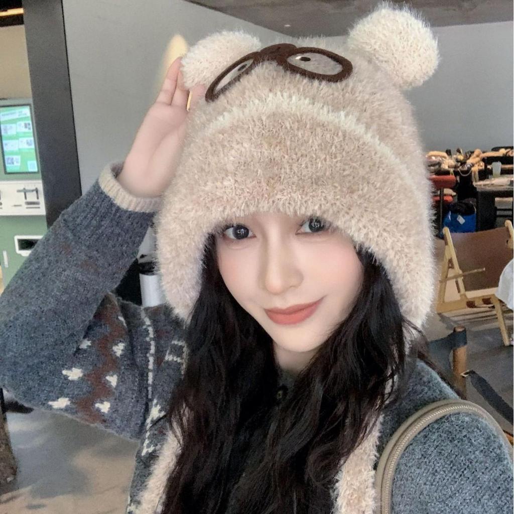 Japanese Style Cute Plush Hat: Women's Warm Knitted Beanie for Autumn/Winter