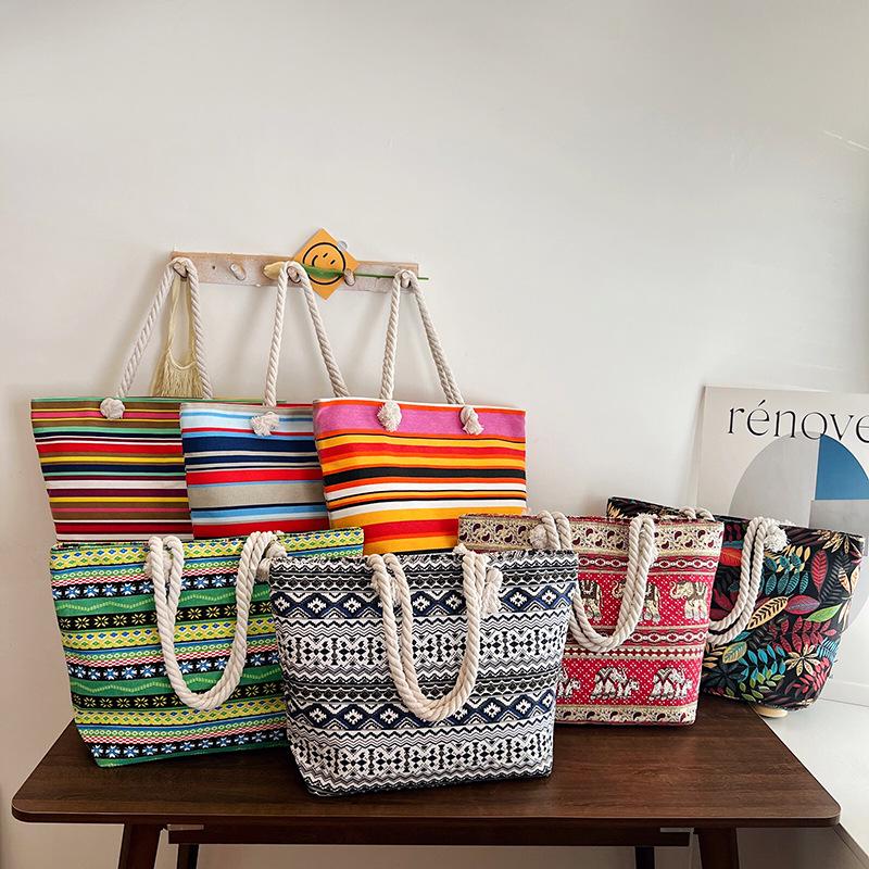 

Ethnic Style Crossbody Shoulder Bag