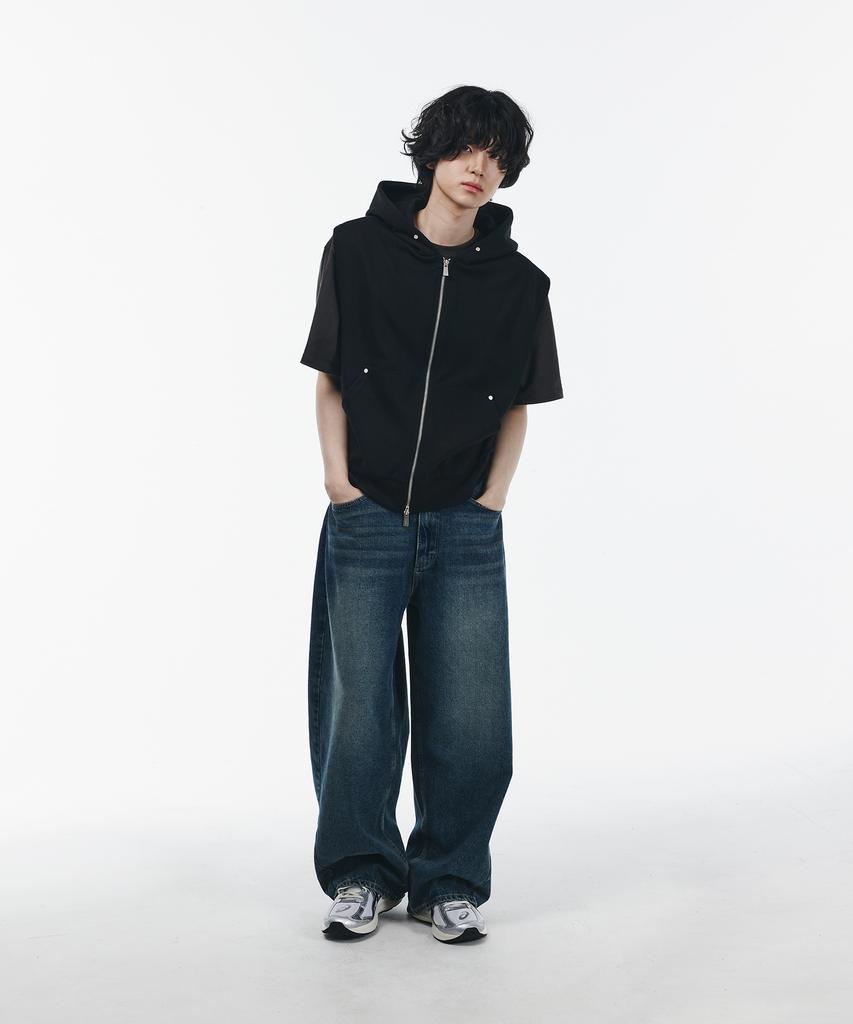 Signature Rivet Hooded Sleeveless Vest [Black]