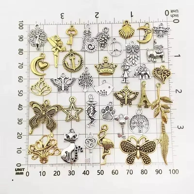 Tibetan Silver Accessories and Accessories Mixed with Silver Plated Flower Pendants Handmade DIY Material Package Bead Beads