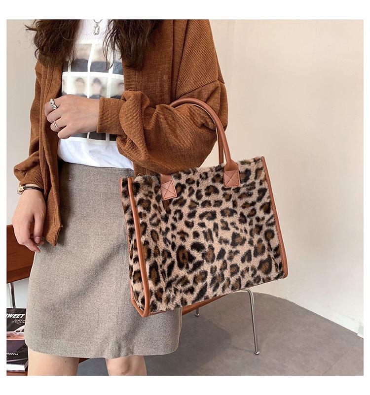 2021 Women's Vintage Large Capacity Shoulder Tote - Trendy & Simple Design