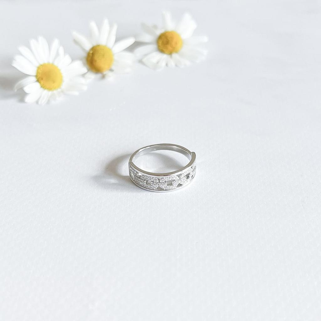 Silver Ring with Cubic Zirkonia, Product Weight 2.18 G (2144595)