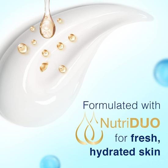 DOVE Body Love Leichte Feuchtigkeitspflege Bodylotion Für alle Hauttypen Parabenfrei, 48h Feuchtigkeitspflege mit pflanzlichem Feuchtigkeitsspender, 400ml