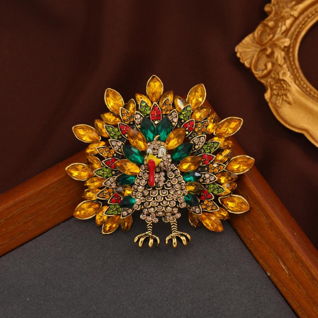 Peacock Brooch: Elegant Enamel Animal Pin New Vintage- High-Grade Alloy Brooch With Diamond-Studded Crystal
