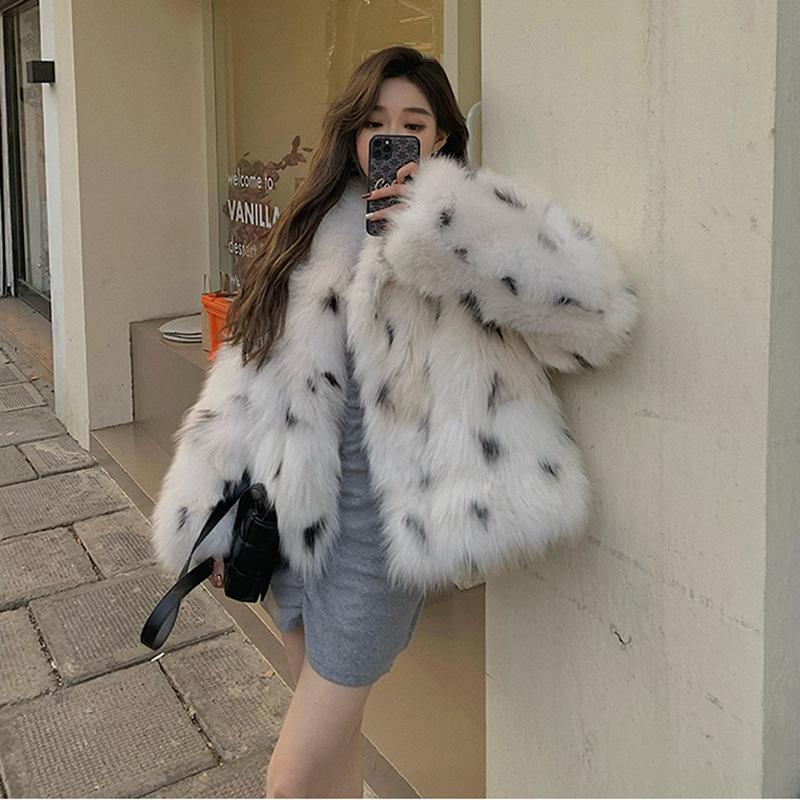 Women's winter new fox fur imitation coat young short loose leopard print fashion plush Internet celebrity coat