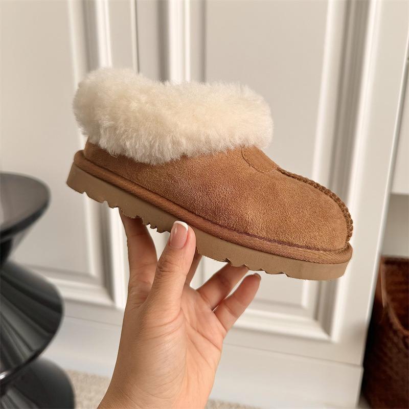 Children's Snow Boots Girls' New Sheepskin and Fur Integrated Turning Mouth Piled Thickened Warm Cotton Shoes Winter Shoes