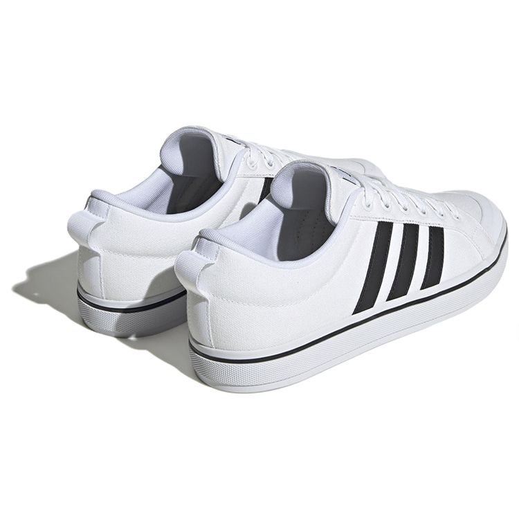 Adidas Neo Bravada 2.0 Comfortable Versatile Lightweight Slip-Resistant Durable Low-Top Skate Shoes Men Sneakers White Black HP6022