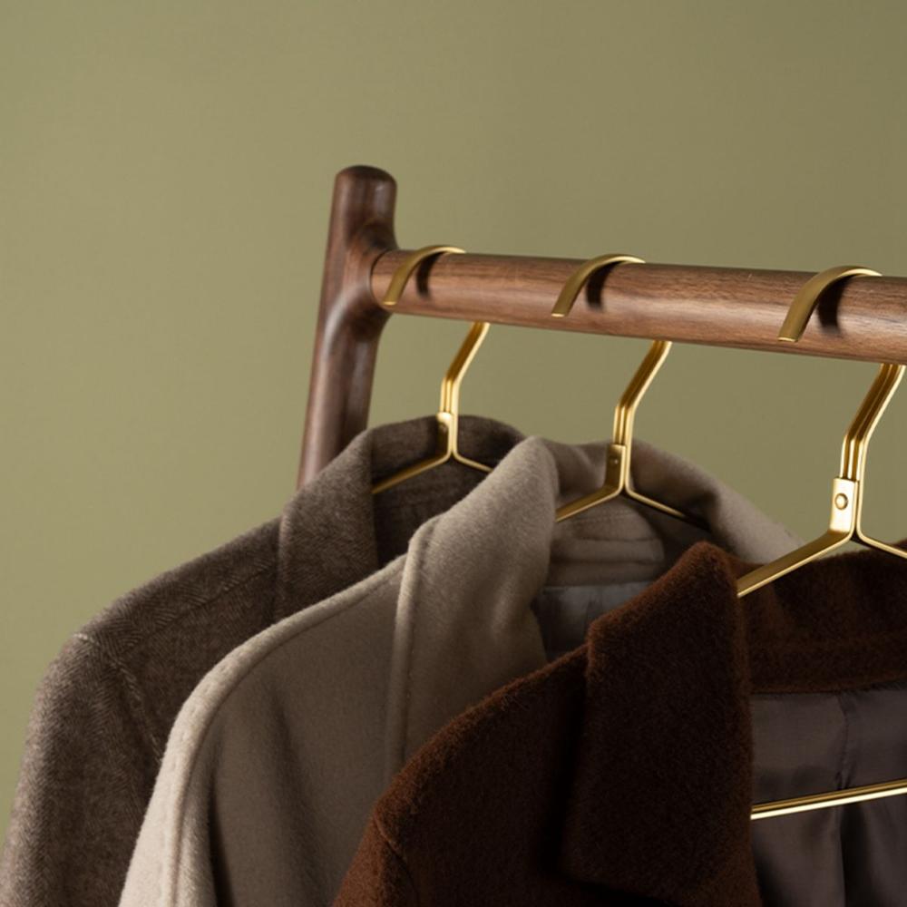 Wardrobe Hanging Luxury Anti-slip Storage Organizer Coat Hangers Drying Rack Clothes Holder