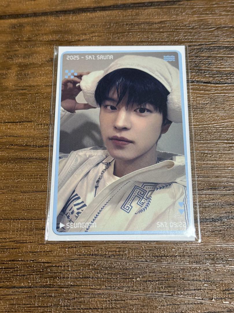 

[USED] Stray Kids Seungmin JYP POPUP Stray Kids Sauna 10,000 yen bonus