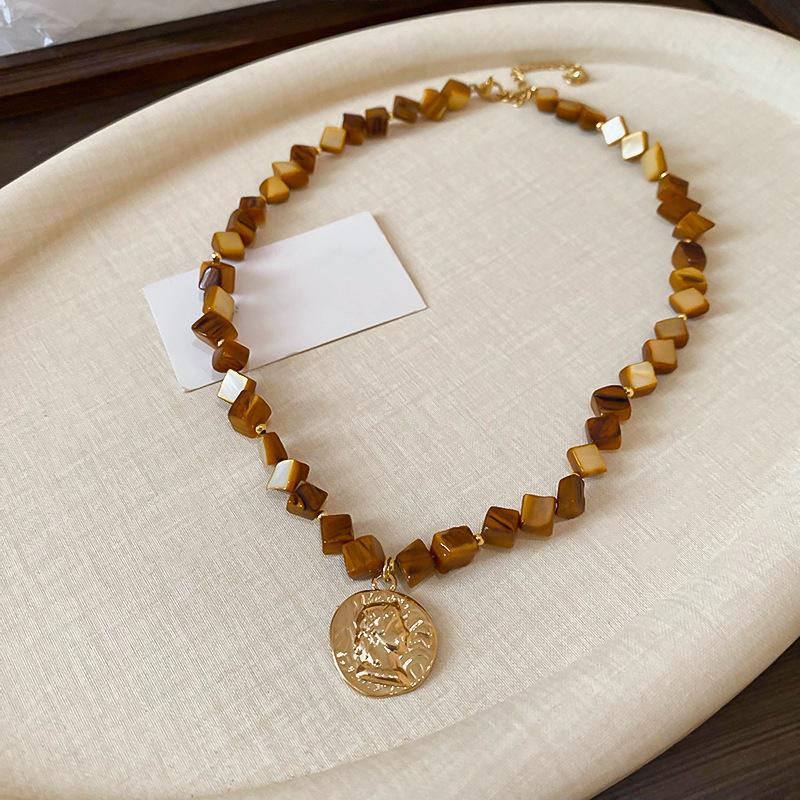 

Круглая подвеска-ромб с портретом, аксессуары, модная, уникальная цепочка для ключиц, нишевое ожерелье