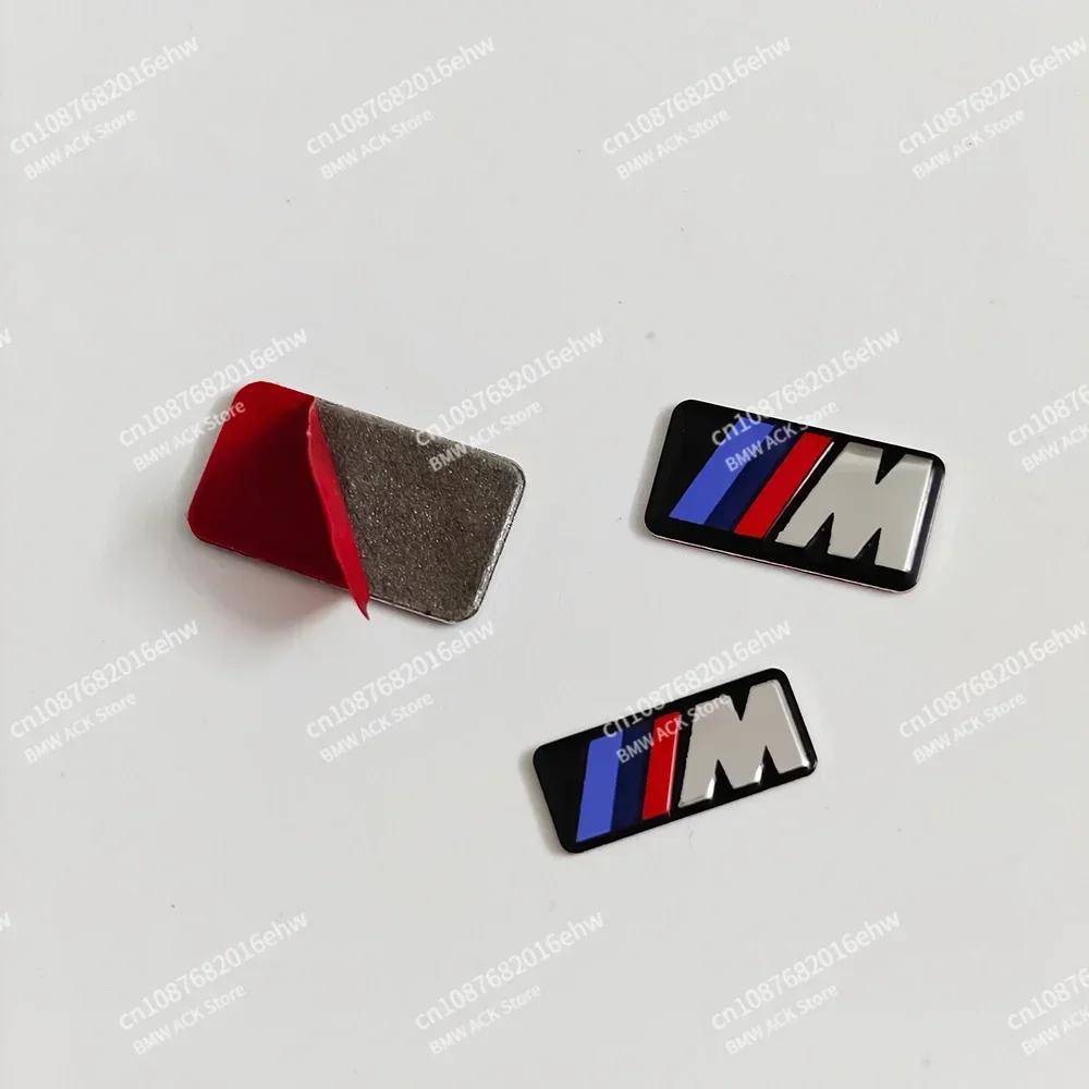 Dla BMW M logo E39 E38 E90 E60 F30 F20 X1 X3 X5 M Logo Nakładki na piastę kierownicy samochodowej Emblemat środkowy Naklejka Odznaka Naklejka DIY