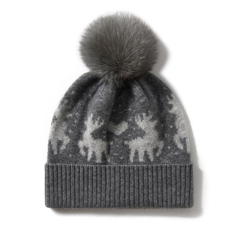 Cashmere Autumn and Winter New High End Women's Color Blocked Heart Shaped Elk Wool Warm and Fashionable Knitted Casual Hat