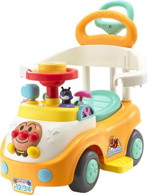 AGATSUMA Drive with Anpanman 3 LÉPÉSES elfoglalt autó tolórúddal + védőkorlát (cél életkor: 10 hónapostól 5 éves korig)