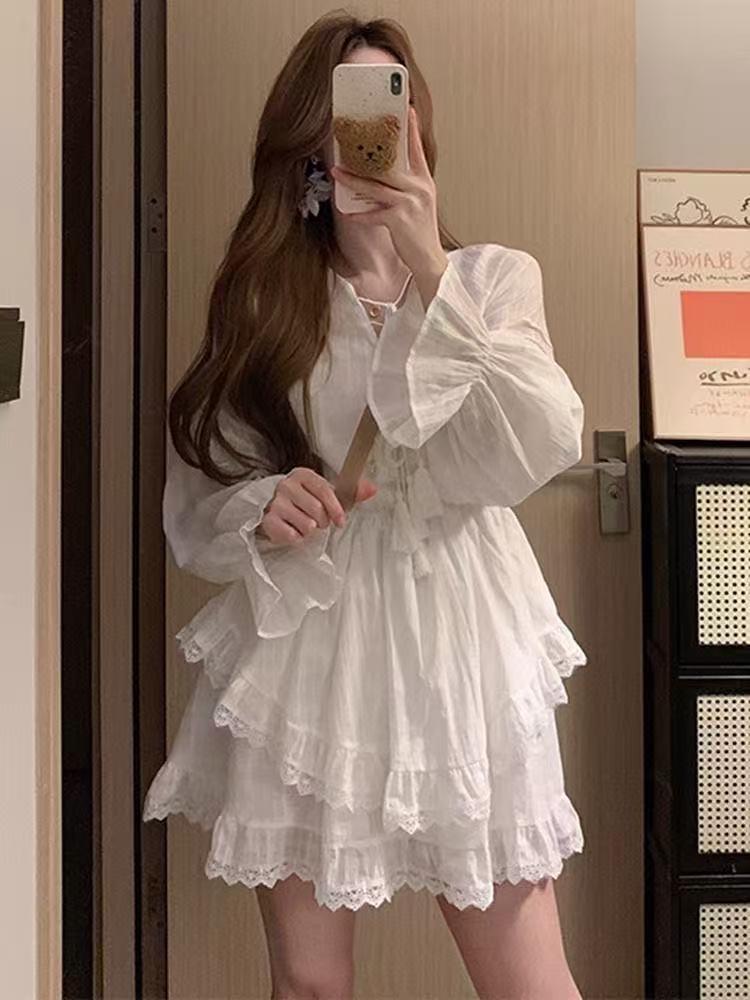 Elegant White Waist-Cinching Long-Sleeve Dress for Women with Puffy Skirt - Perfect for Spring and Autumn