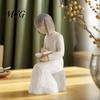 Book Lover Desk Decoration Angel Reading Statue, Resin Decor for Lovers, Literary Girl Ornament Young Figurine Bookshelf, Healing Atmosphere
