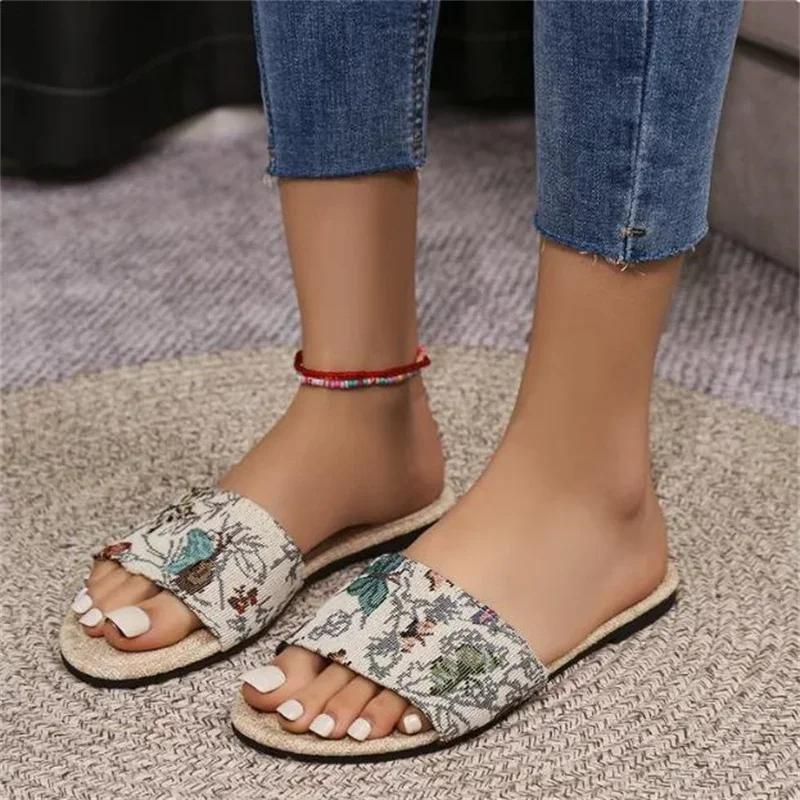 Fashion Lady Slippers Summer New Fashion Open Toed  Roman Shoes for Women Rhinestones Sexy Flat Flip Flops Slides Zapatos Mujer